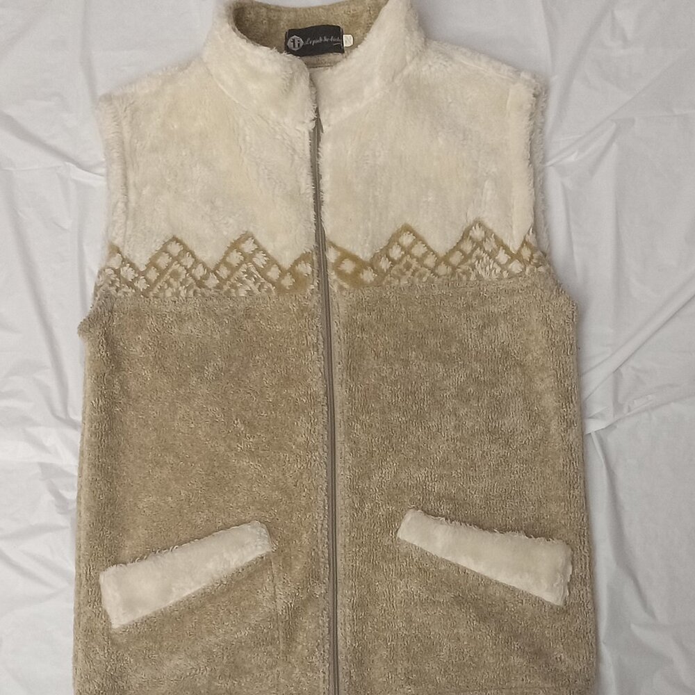 Lepied de Biche fur-like vest beige/cream color with designed pattern size - XS